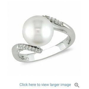 Beautiful Pearl Ring
